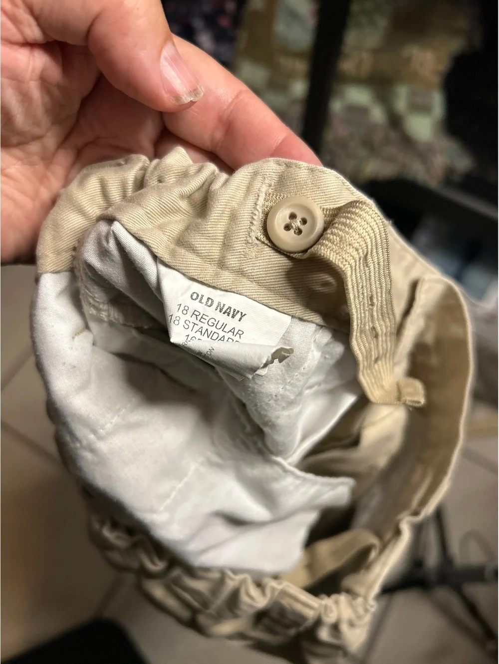 Old Navy Beige Cotton Khaki Pants Size 18 Regular